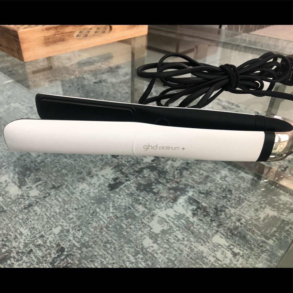 GHD platinum 1” Flat Iron